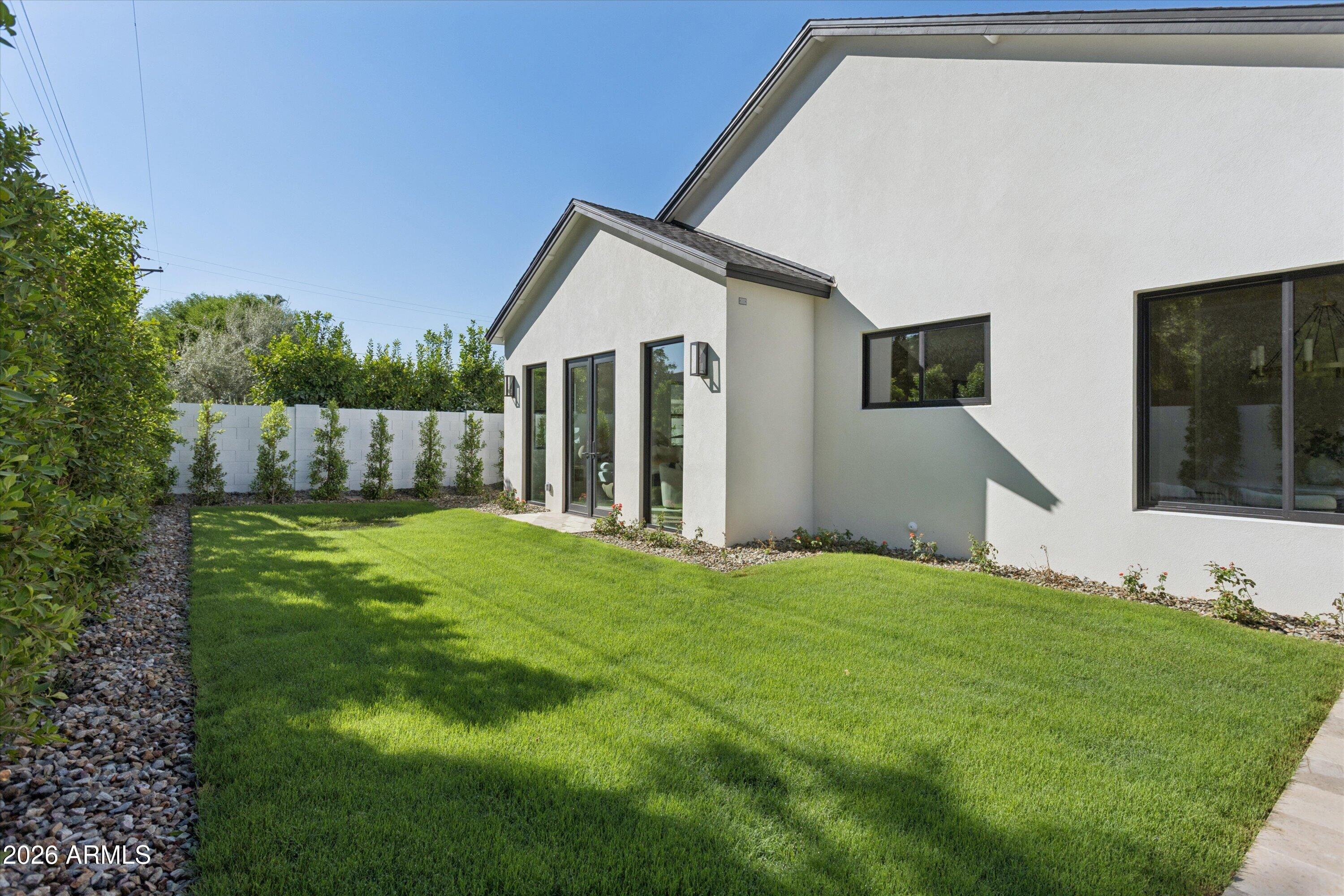 4510 E CALLE TUBERIA