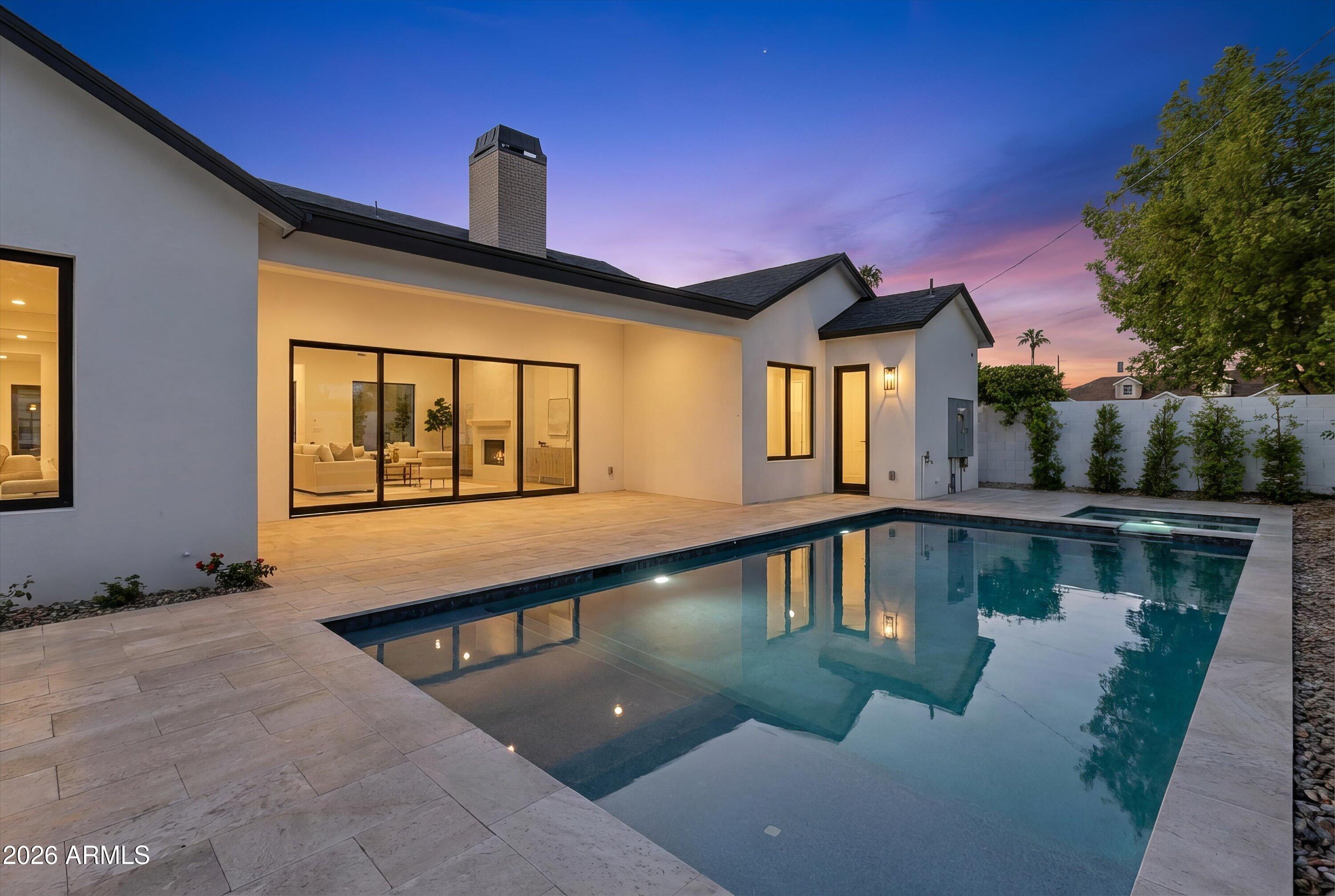 4510 E CALLE TUBERIA