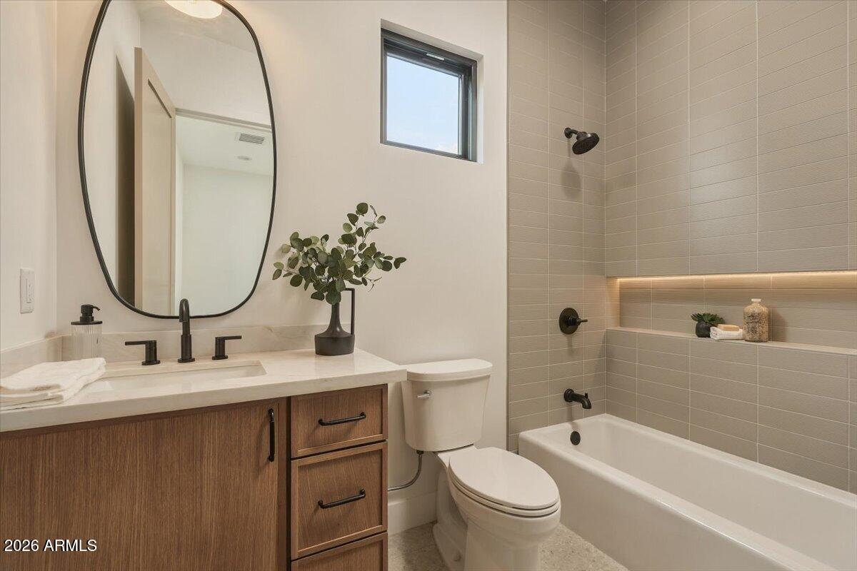 4510 E CALLE TUBERIA