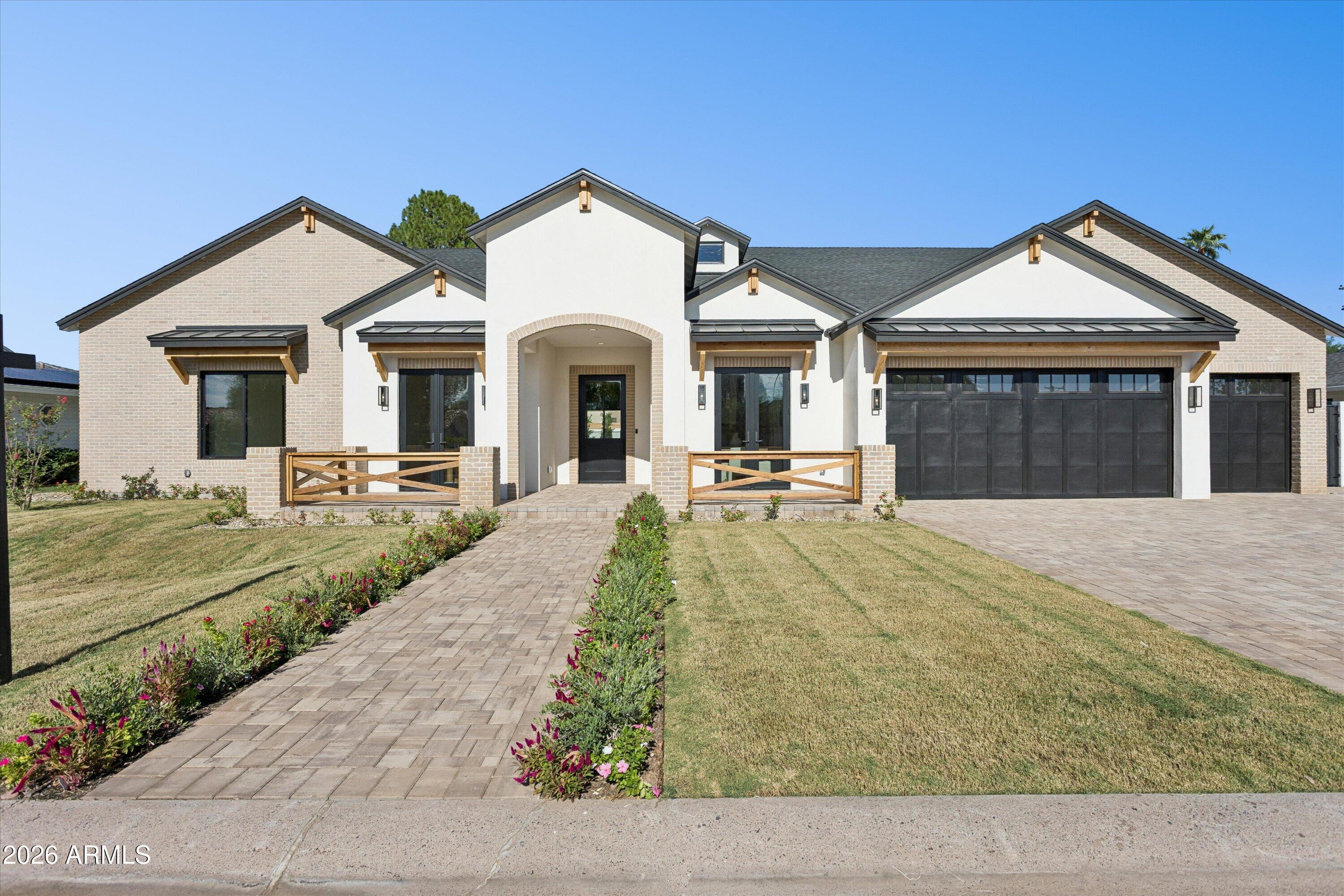 4510 E CALLE TUBERIA