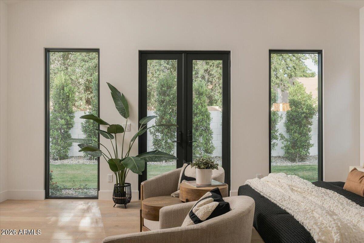 4510 E CALLE TUBERIA