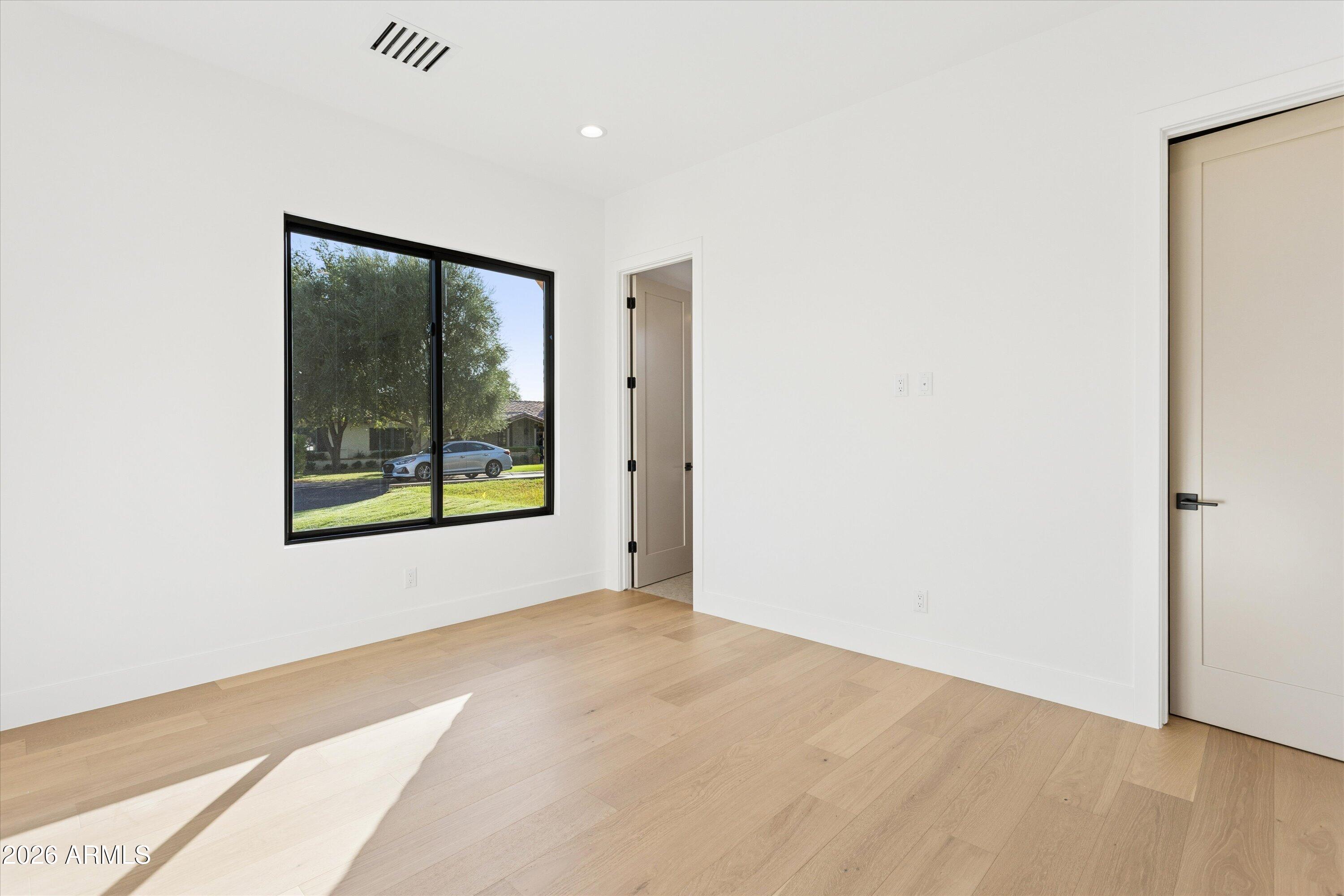 4510 E CALLE TUBERIA