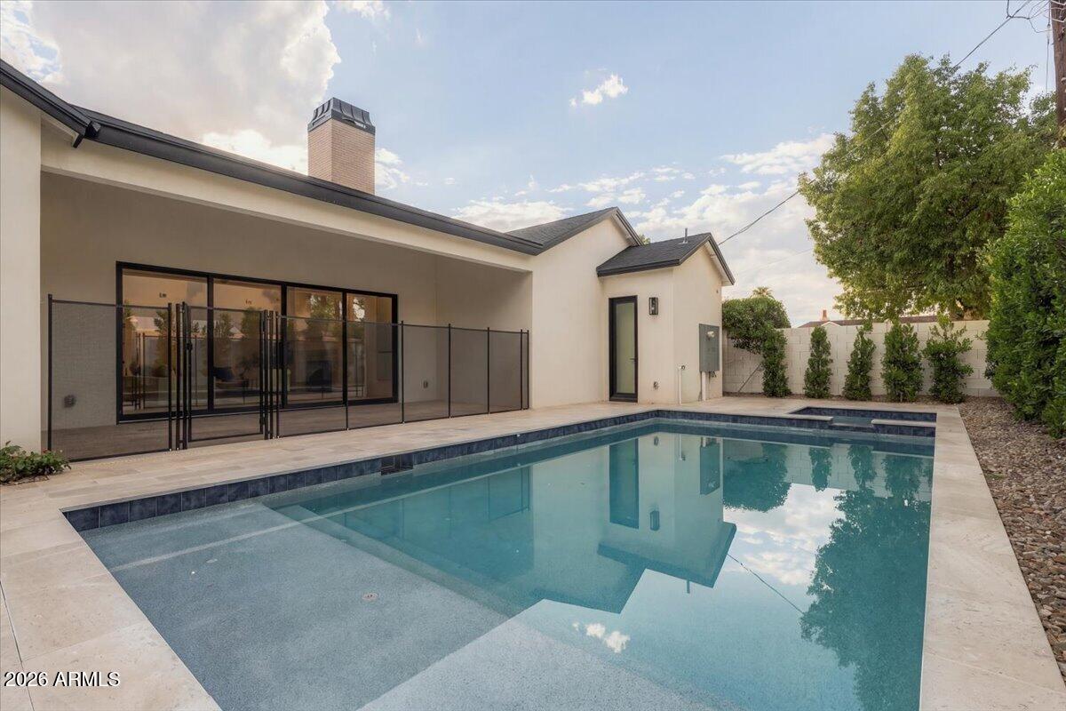 4510 E CALLE TUBERIA
