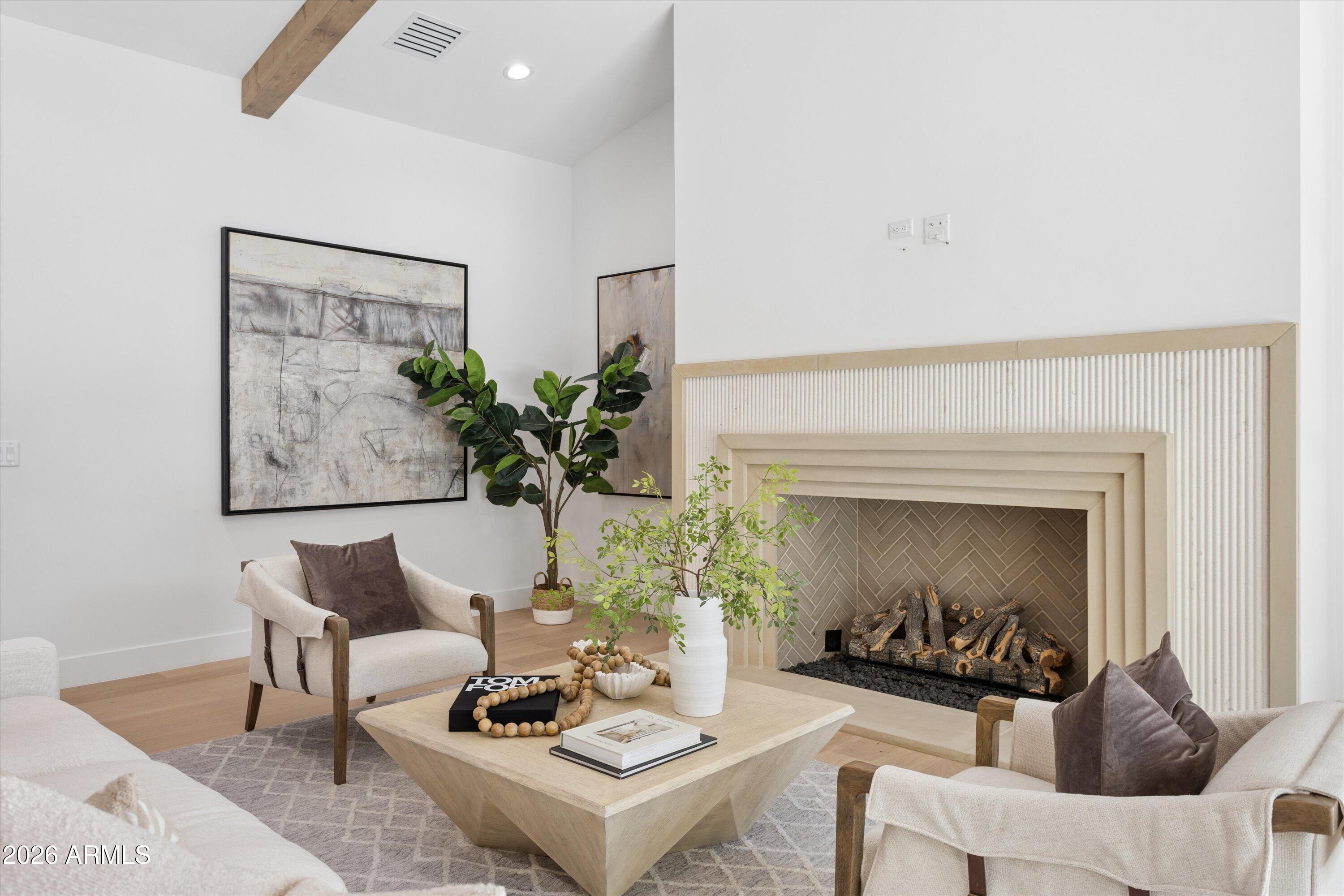 4510 E CALLE TUBERIA