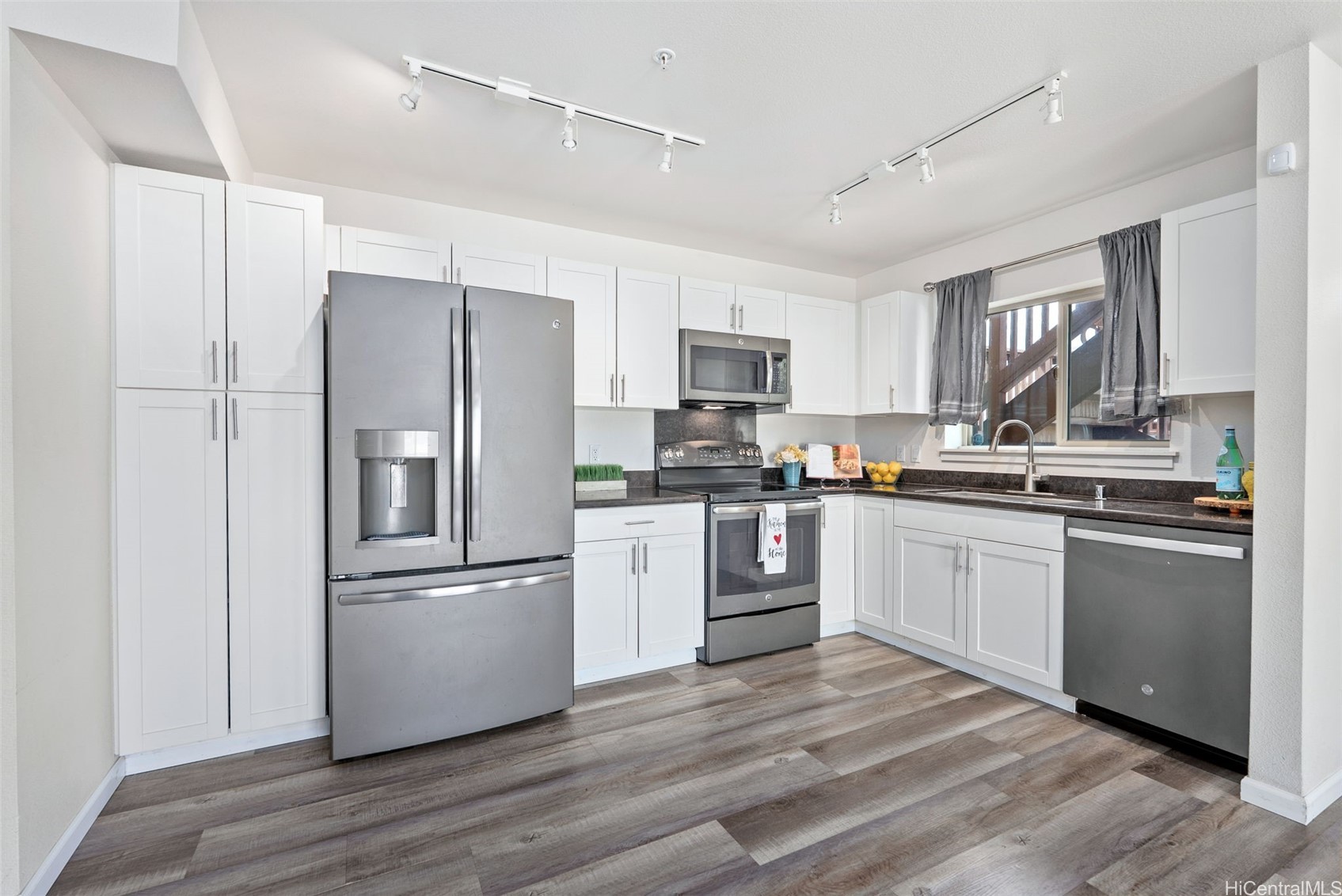 801 Kakala Street 502