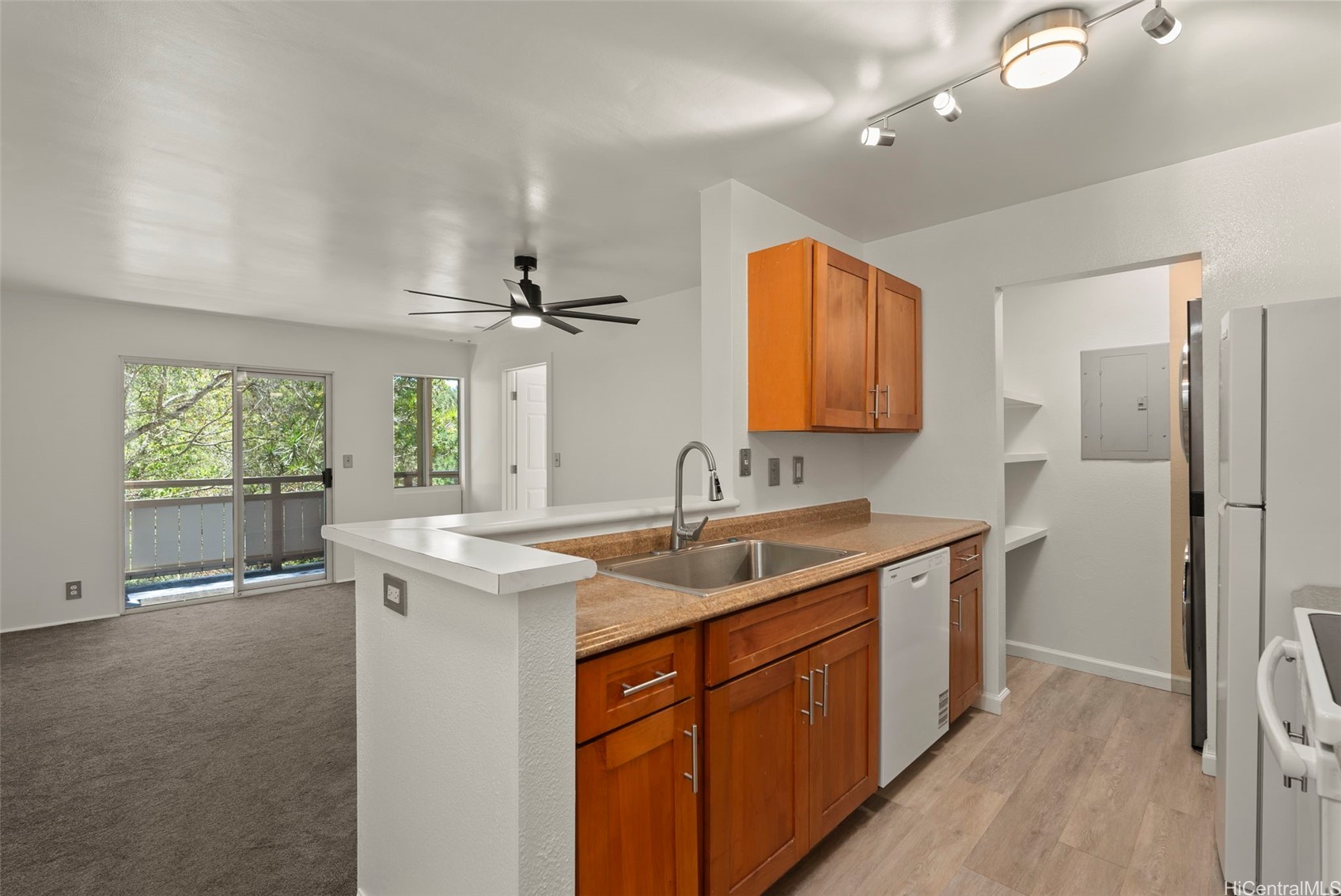 95-510 Wikao Street J106