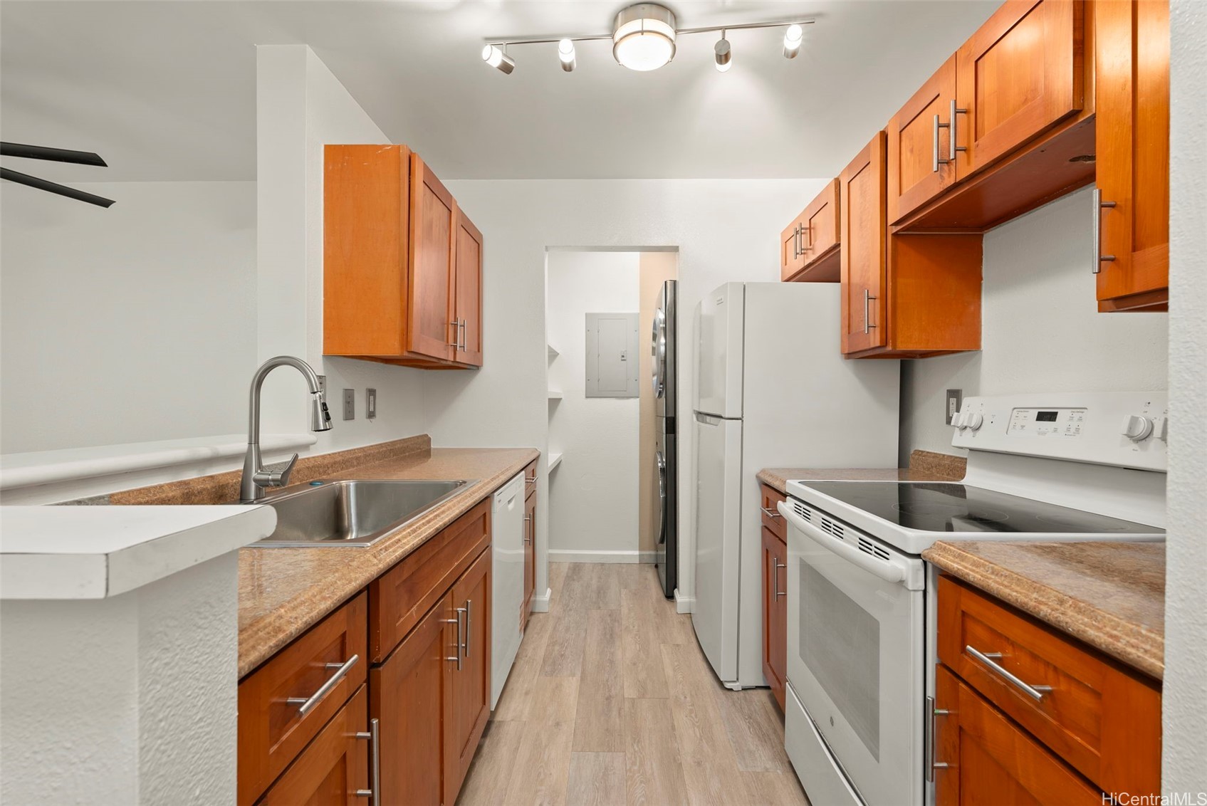 95-510 Wikao Street J106