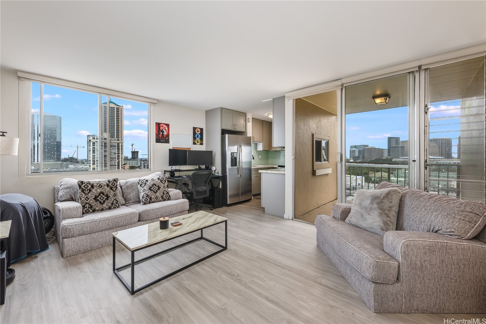 785 Kinau Street PH4