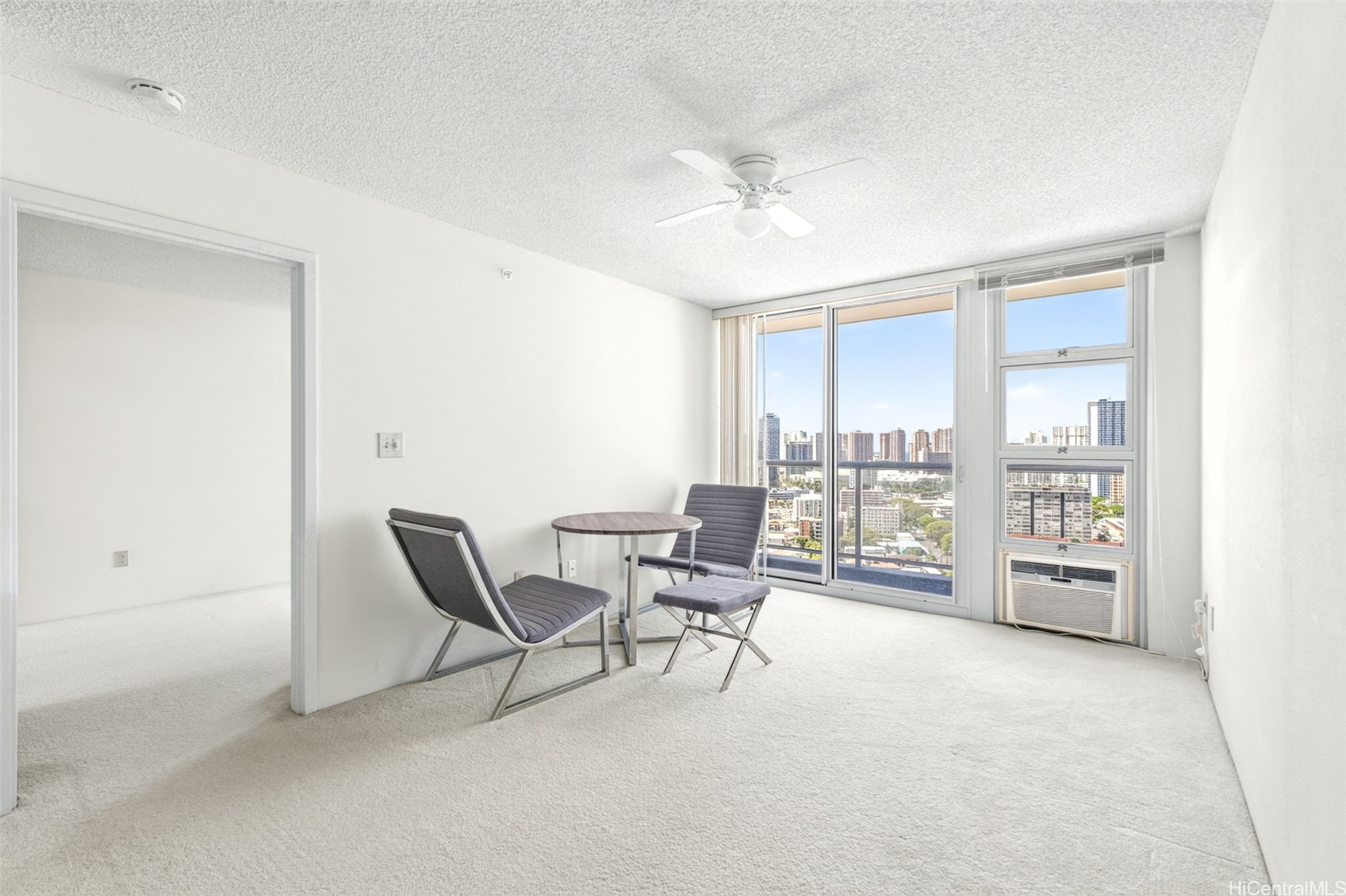1315 Kalakaua Avenue 2410
