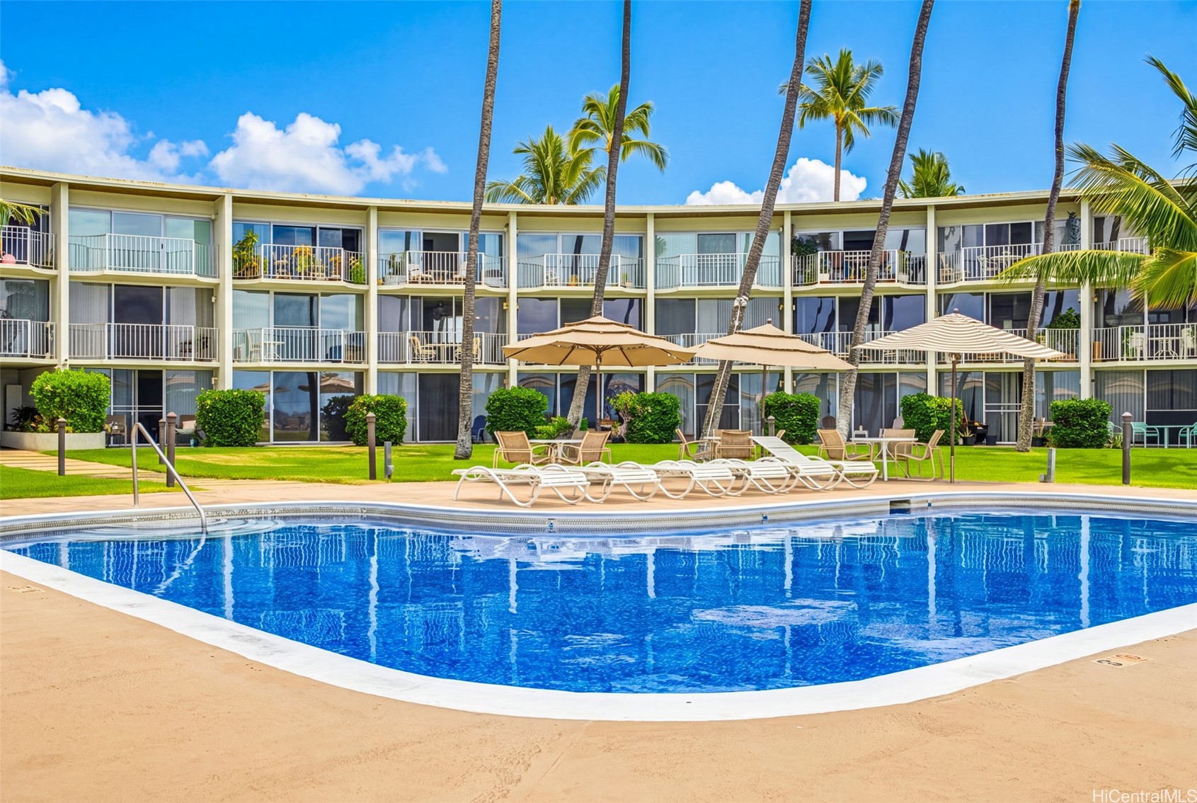 87-561 Farrington Highway 216