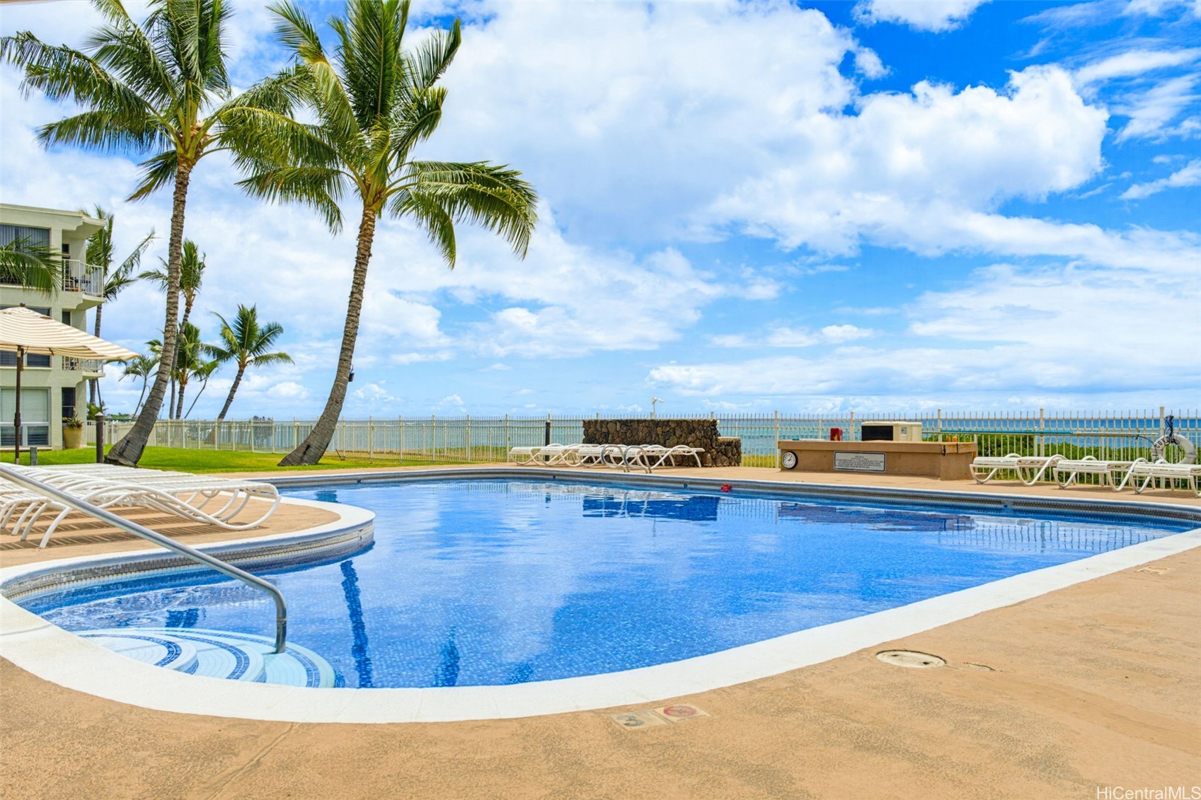 87-561 Farrington Highway 216