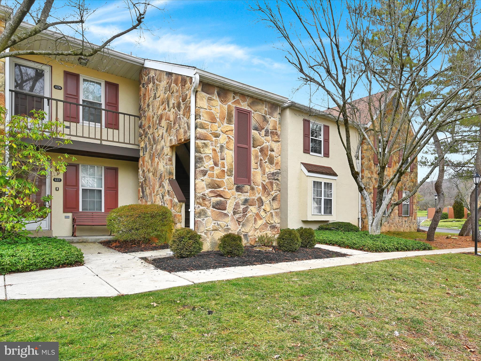 127 Valley Stream Cir
