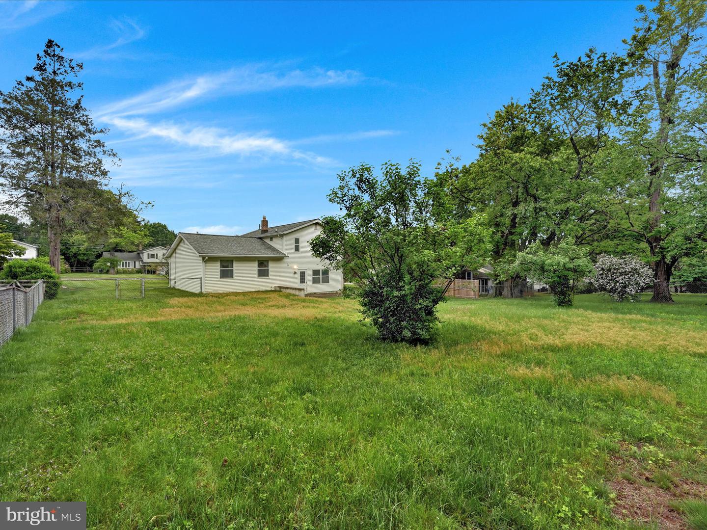 1122 Sheffield Dr