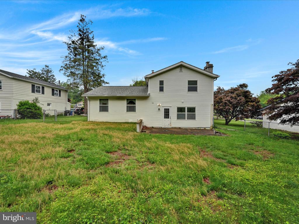 1122 Sheffield Dr