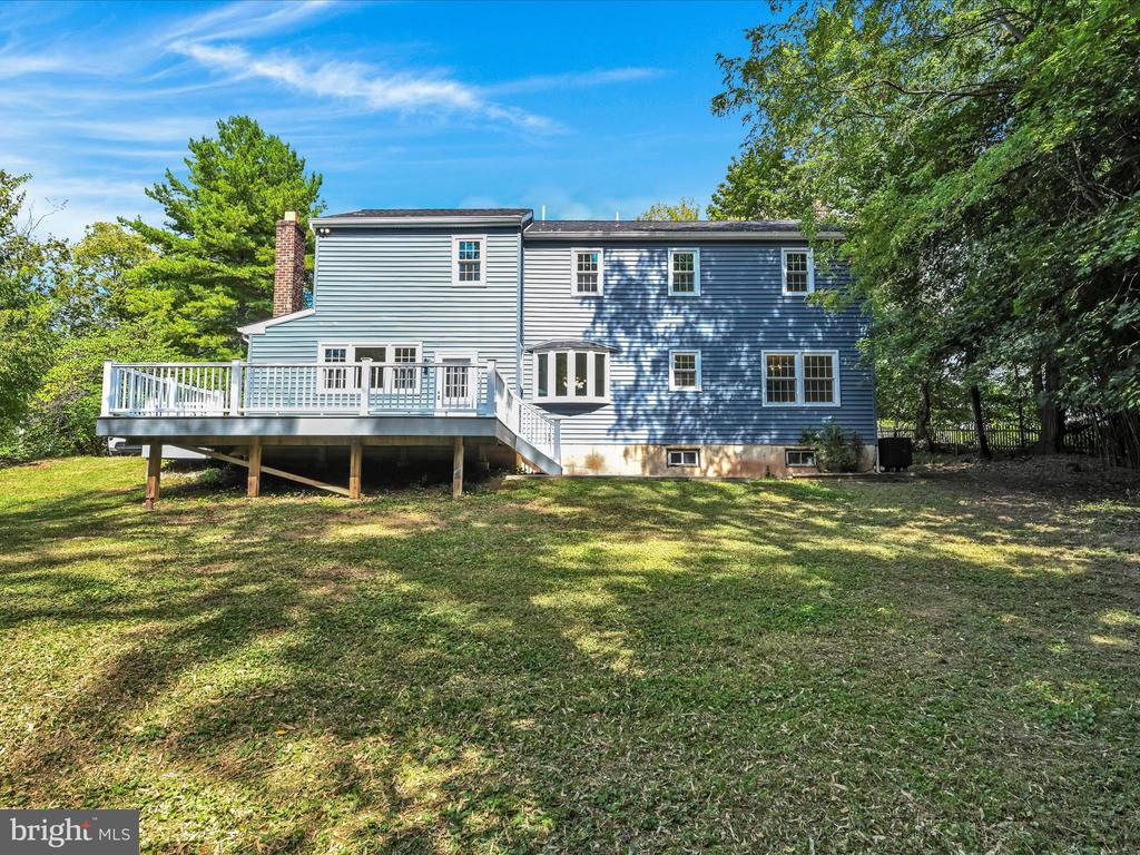 105 FERRY LANE