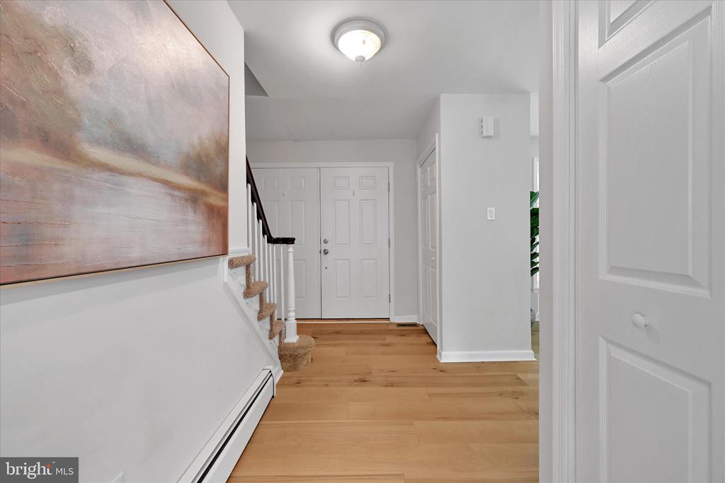 105 FERRY LANE