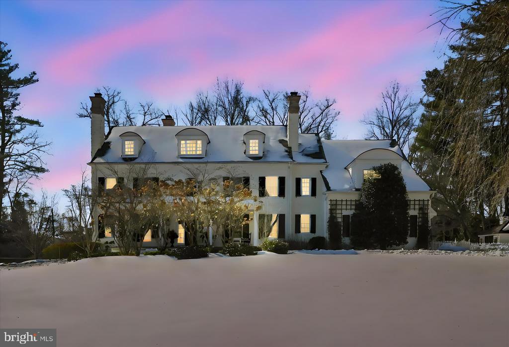 518 NEWTOWN ROAD