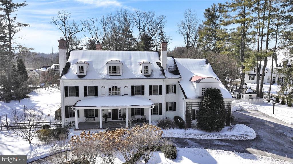 518 NEWTOWN ROAD