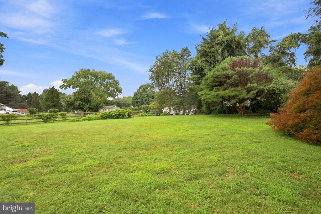 221 TAYLORS MILL ROAD