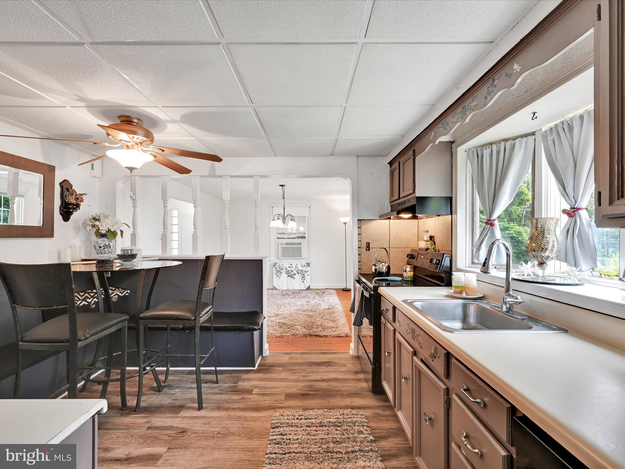212 E Dutton Mill Rd