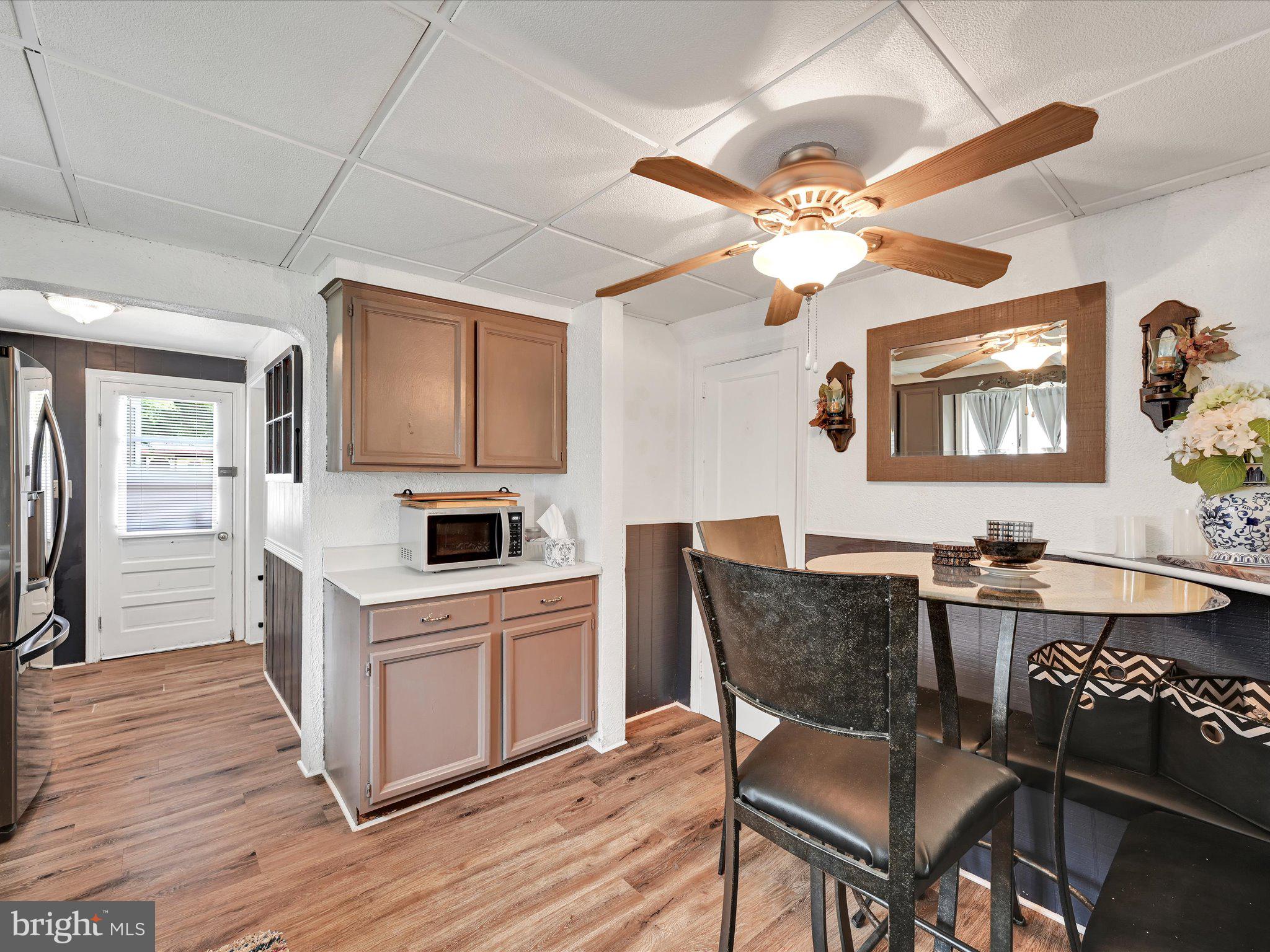 212 E Dutton Mill Rd