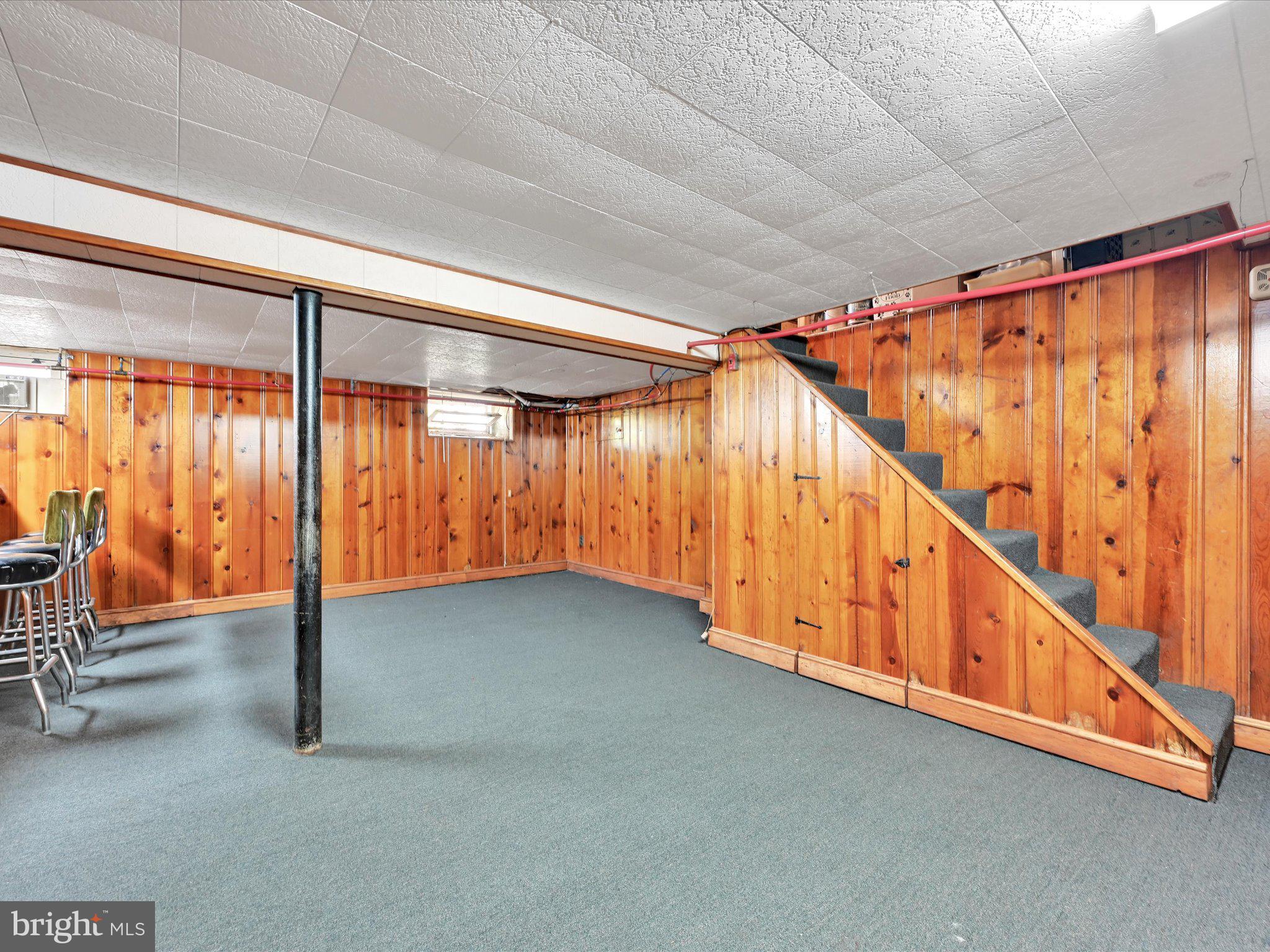 212 E Dutton Mill Rd