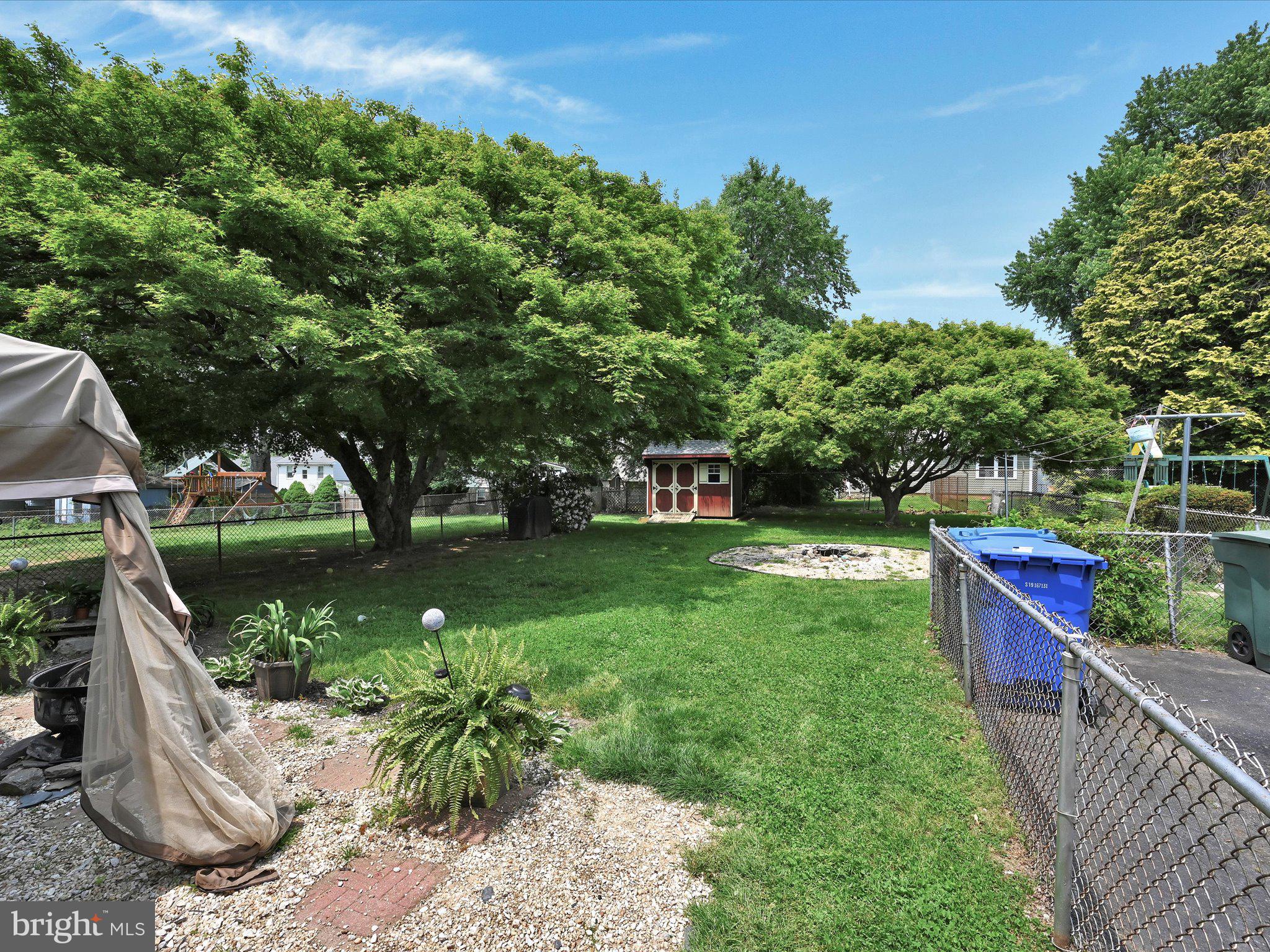 212 E Dutton Mill Rd