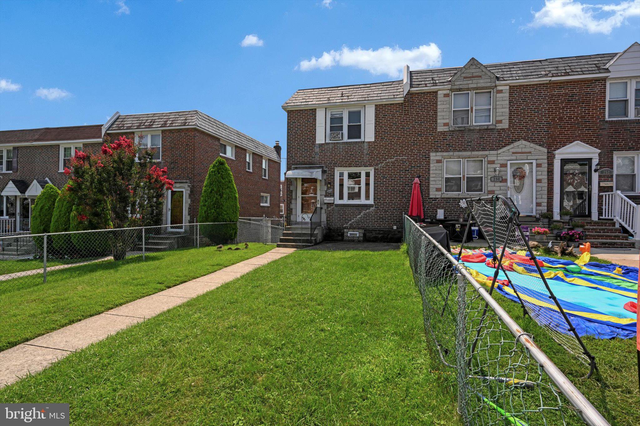 248 Crestwood Dr