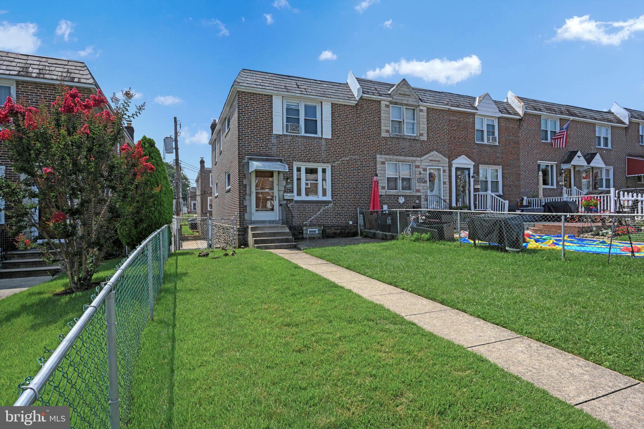 248 Crestwood Dr