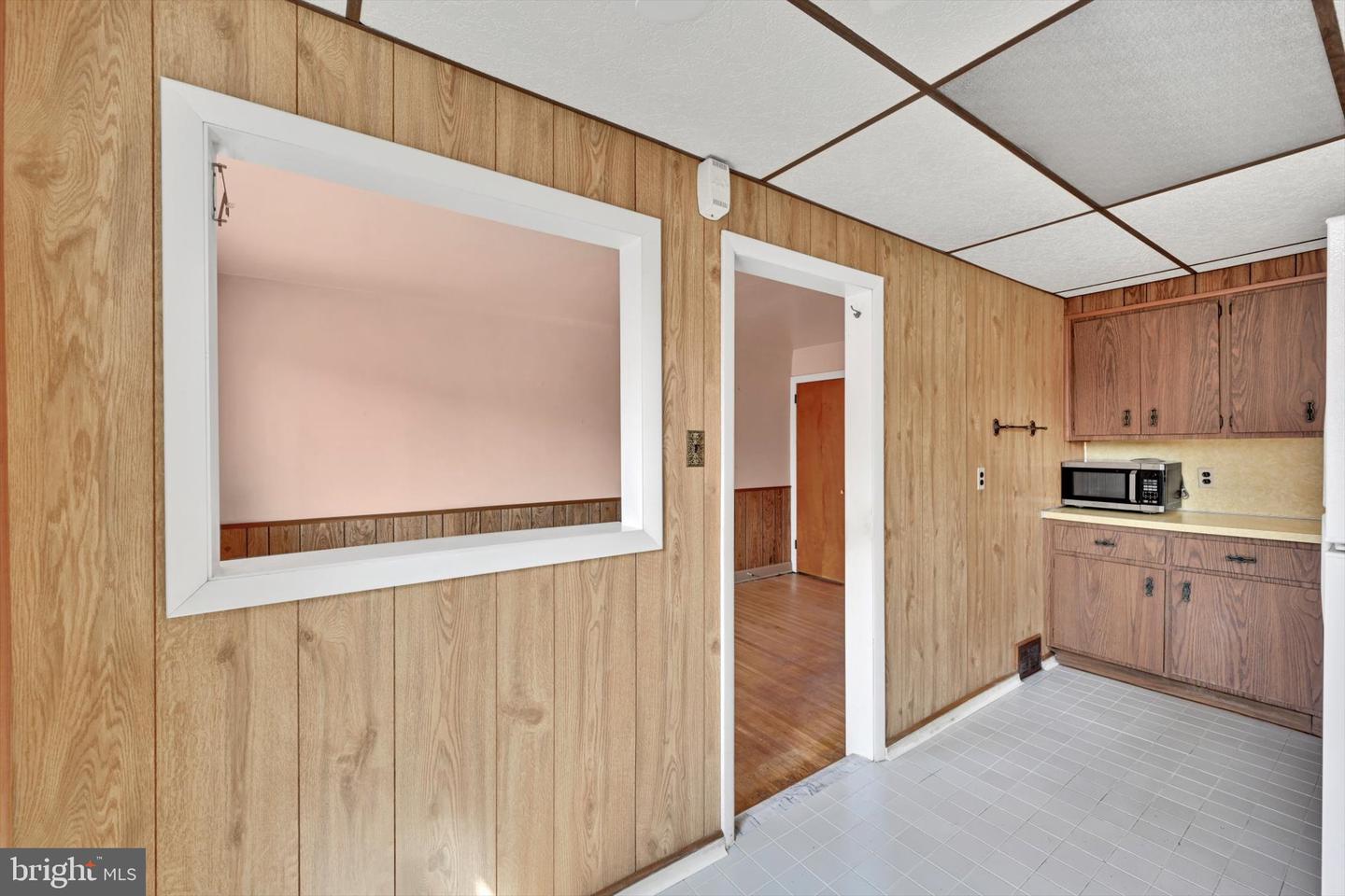 248 Crestwood Dr