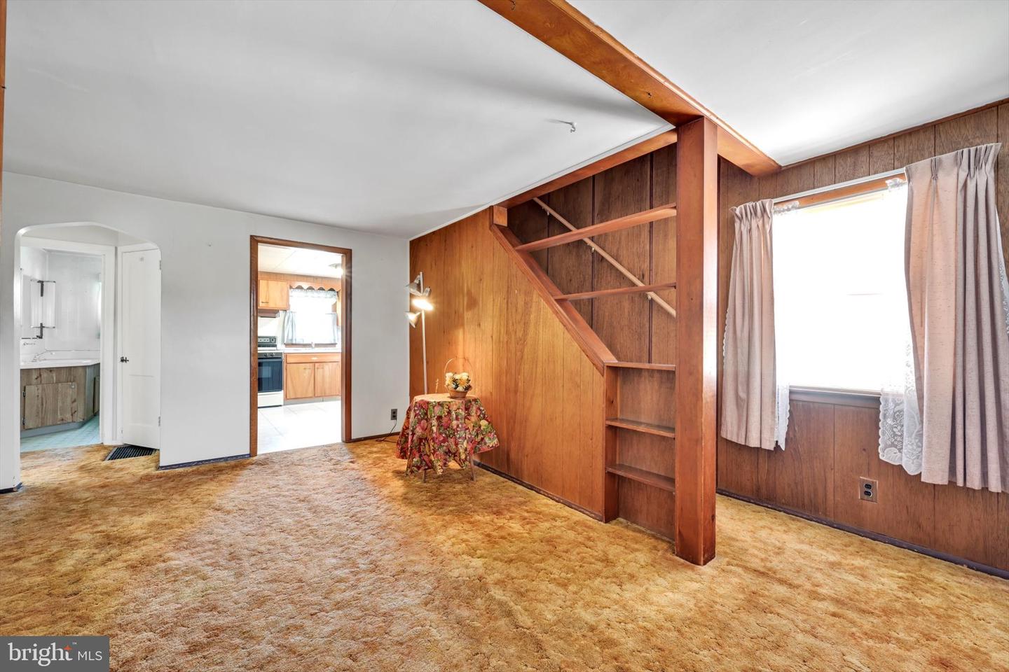 83 Seward Ln