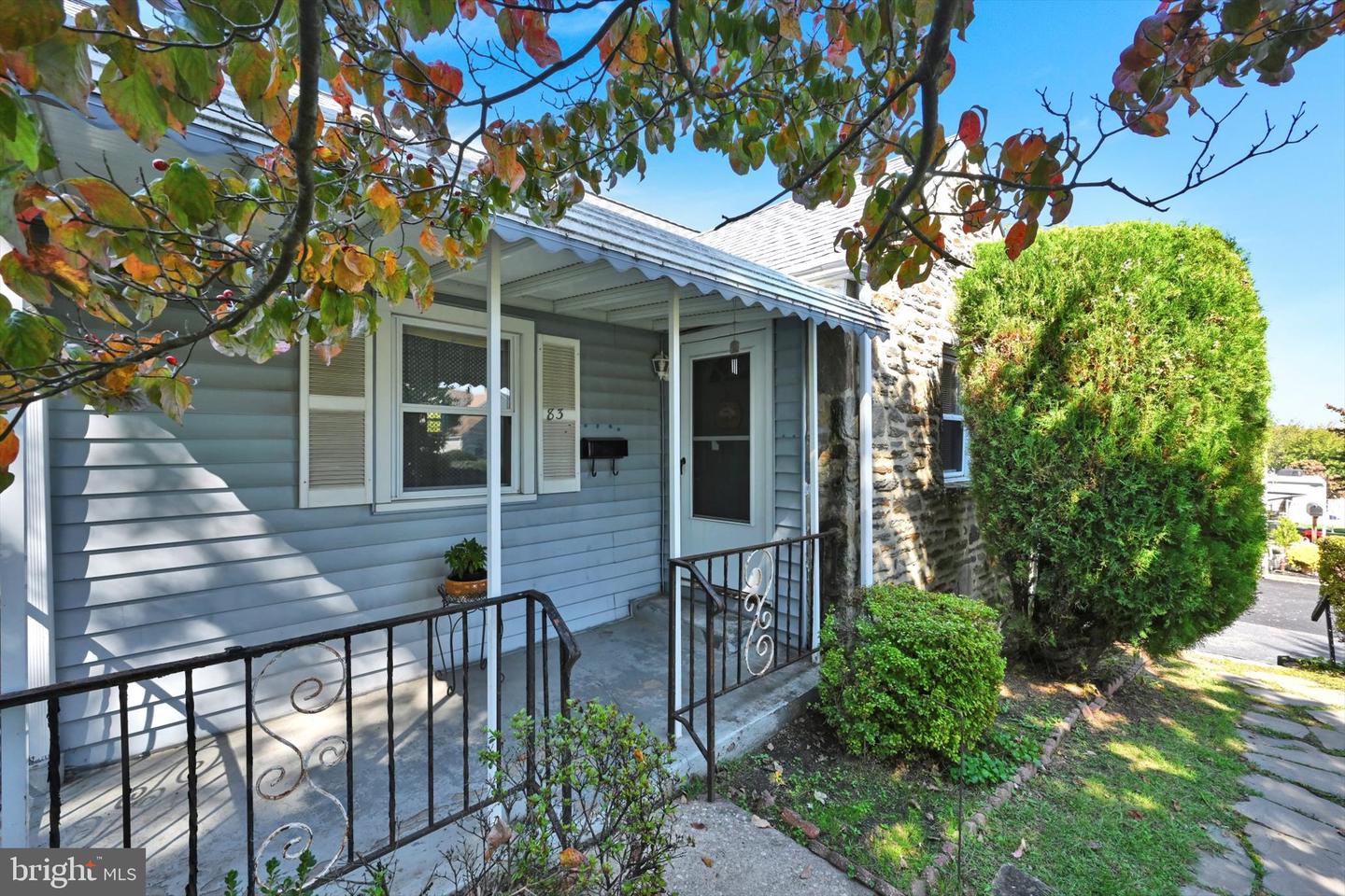 83 Seward Ln