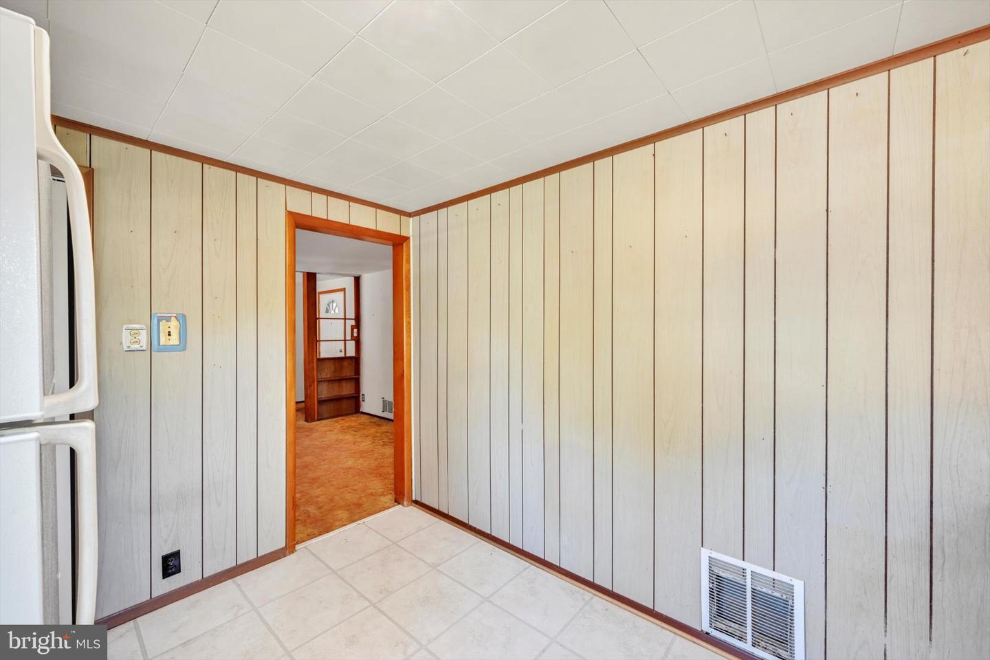 83 Seward Ln