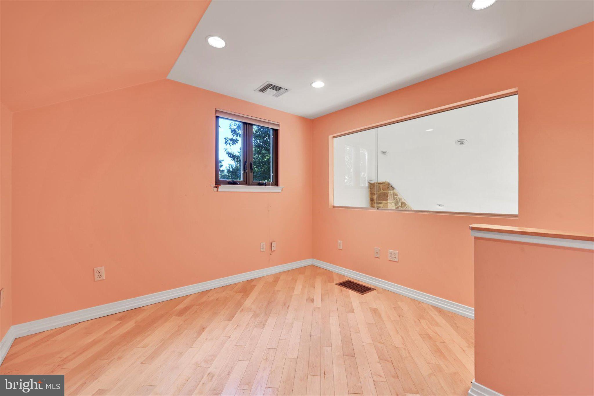 731 Wynnewood Rd #19