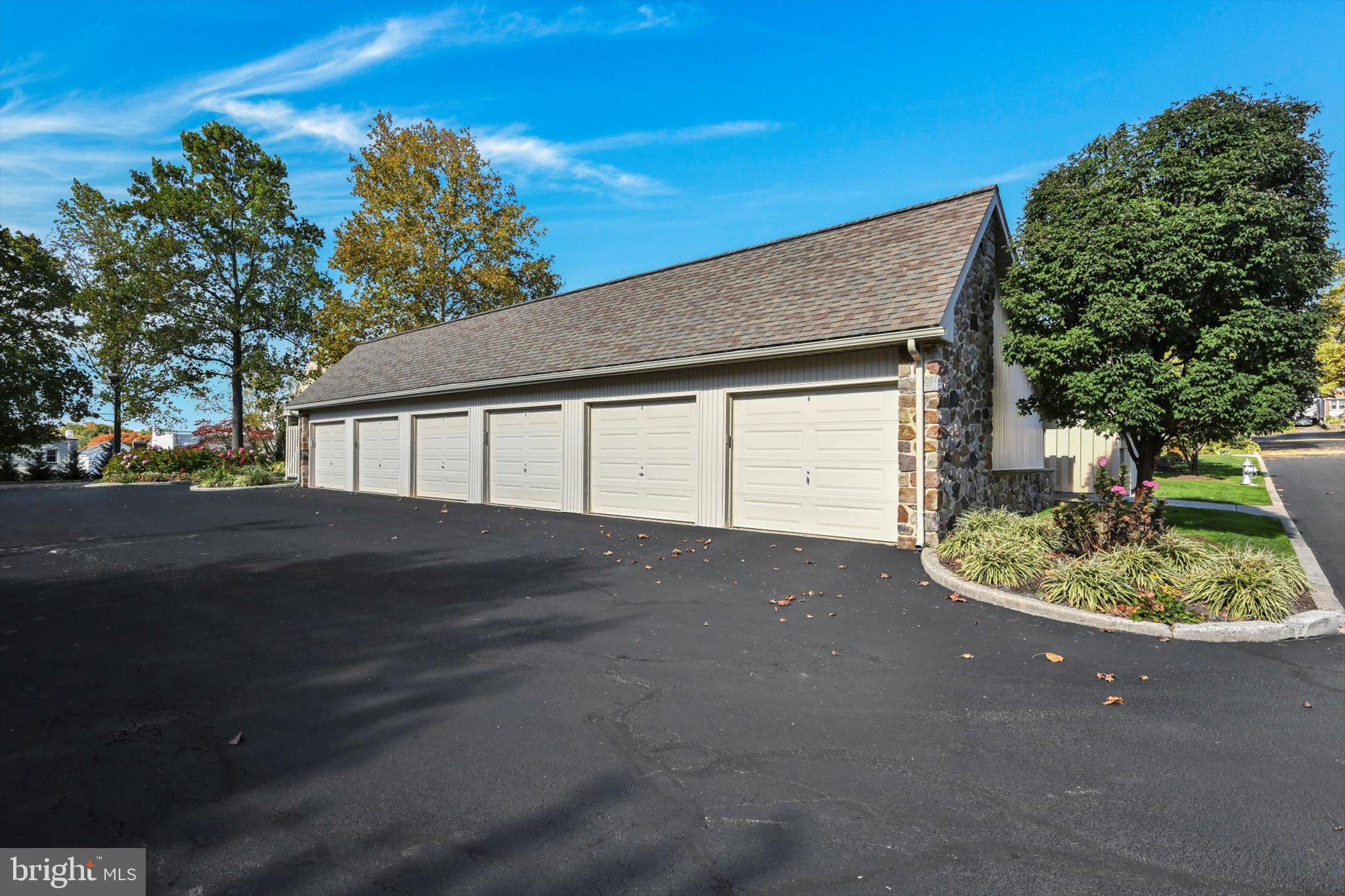 731 Wynnewood Rd #19