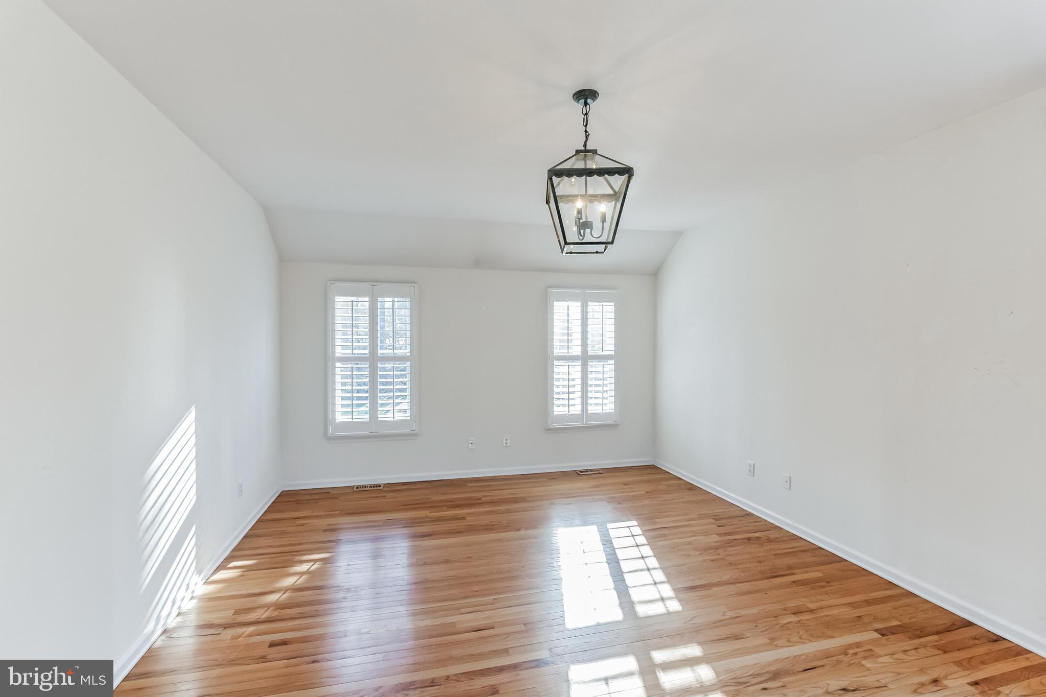 43 Clayburgh Rd