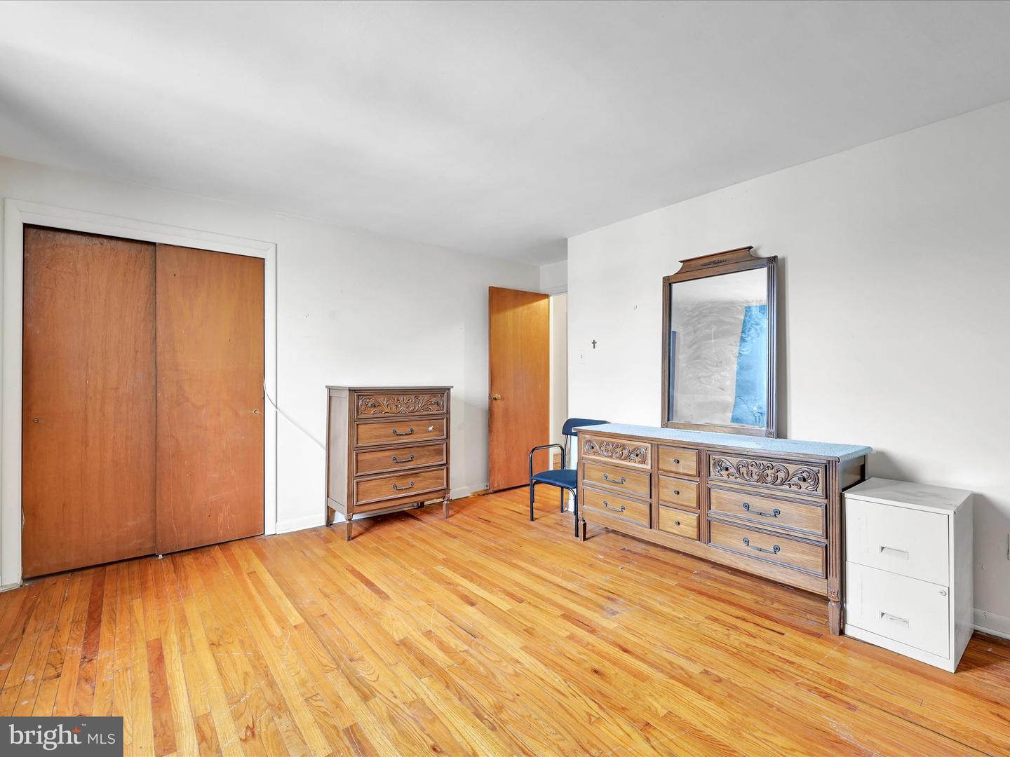 1408 Clifton Ave