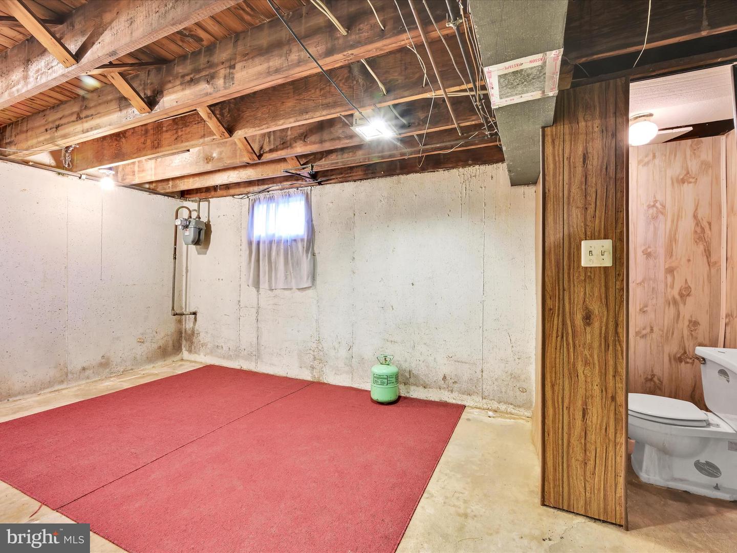 1408 Clifton Ave