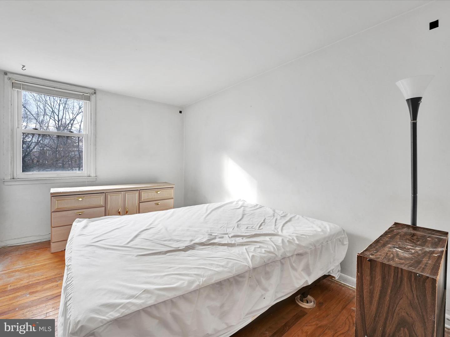 1408 Clifton Ave