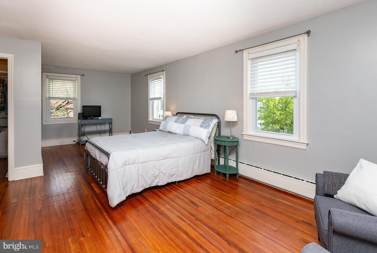 336 Brookline Blvd
