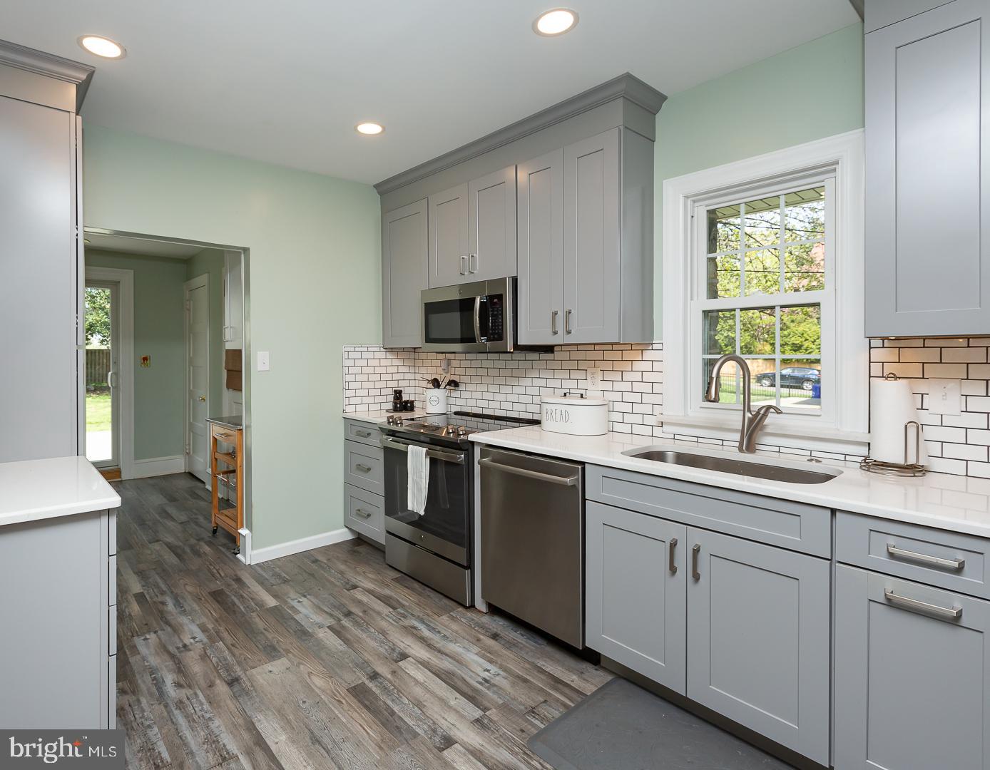 336 Brookline Blvd