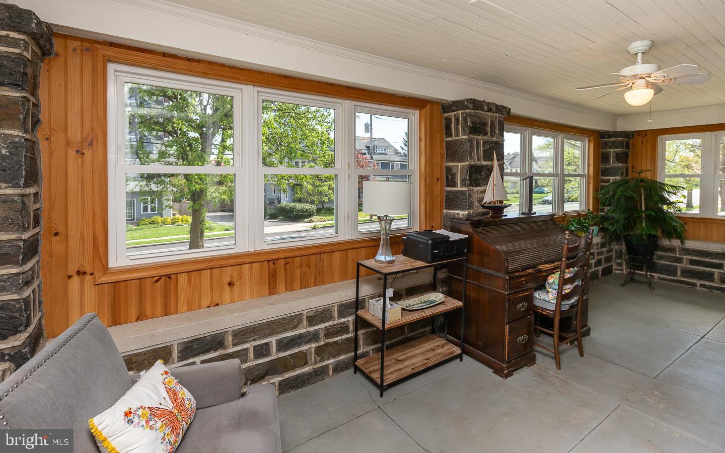 336 Brookline Blvd