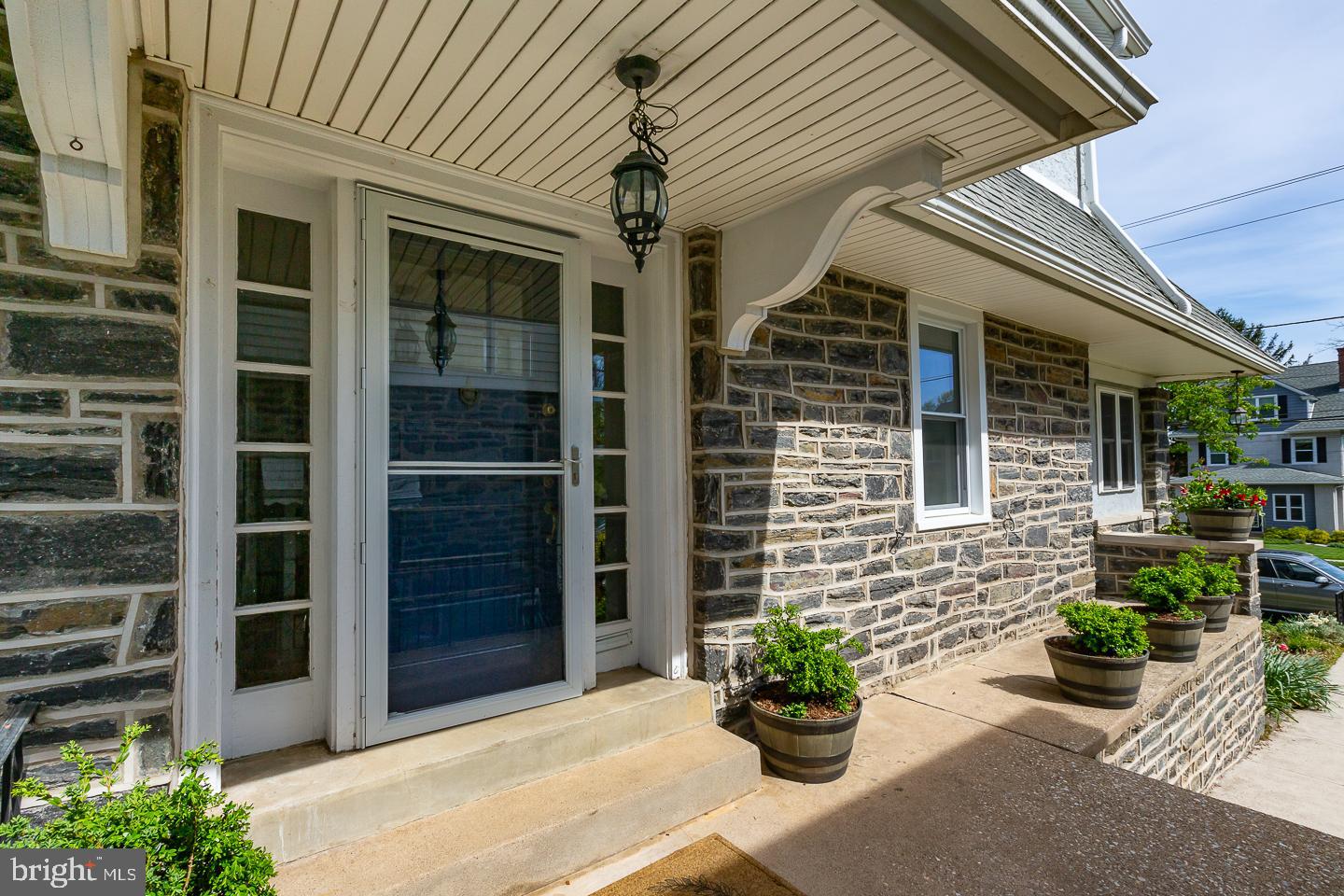336 Brookline Blvd