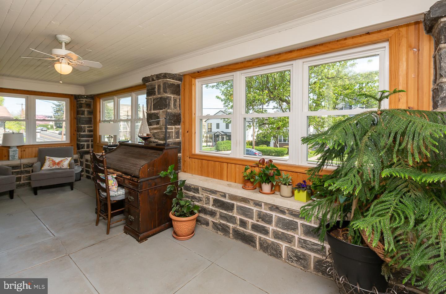 336 Brookline Blvd