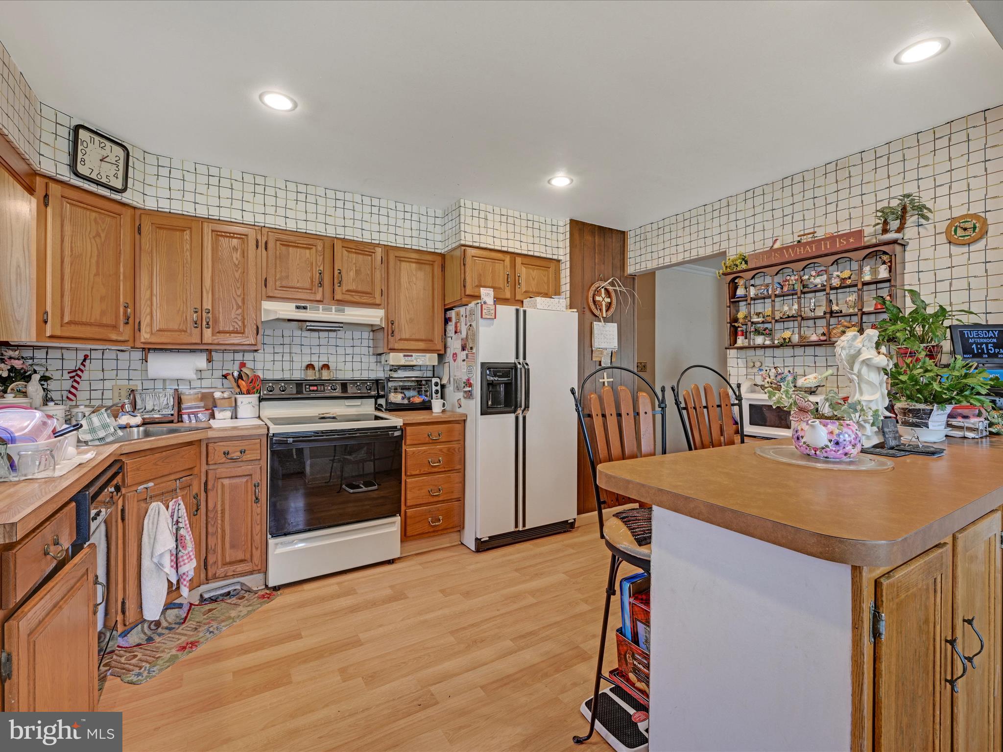 917 Beechwood Ave