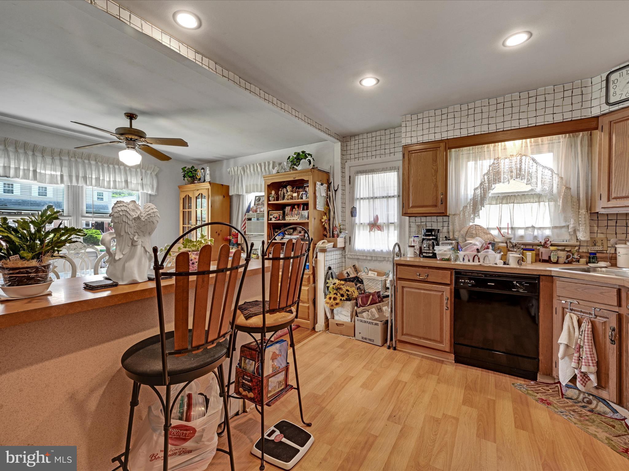 917 Beechwood Ave