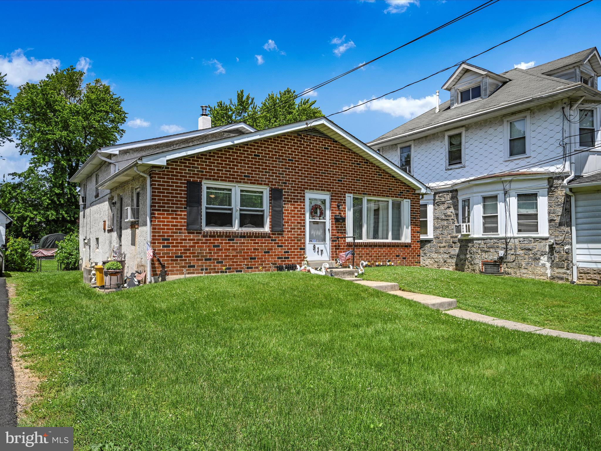 917 Beechwood Ave