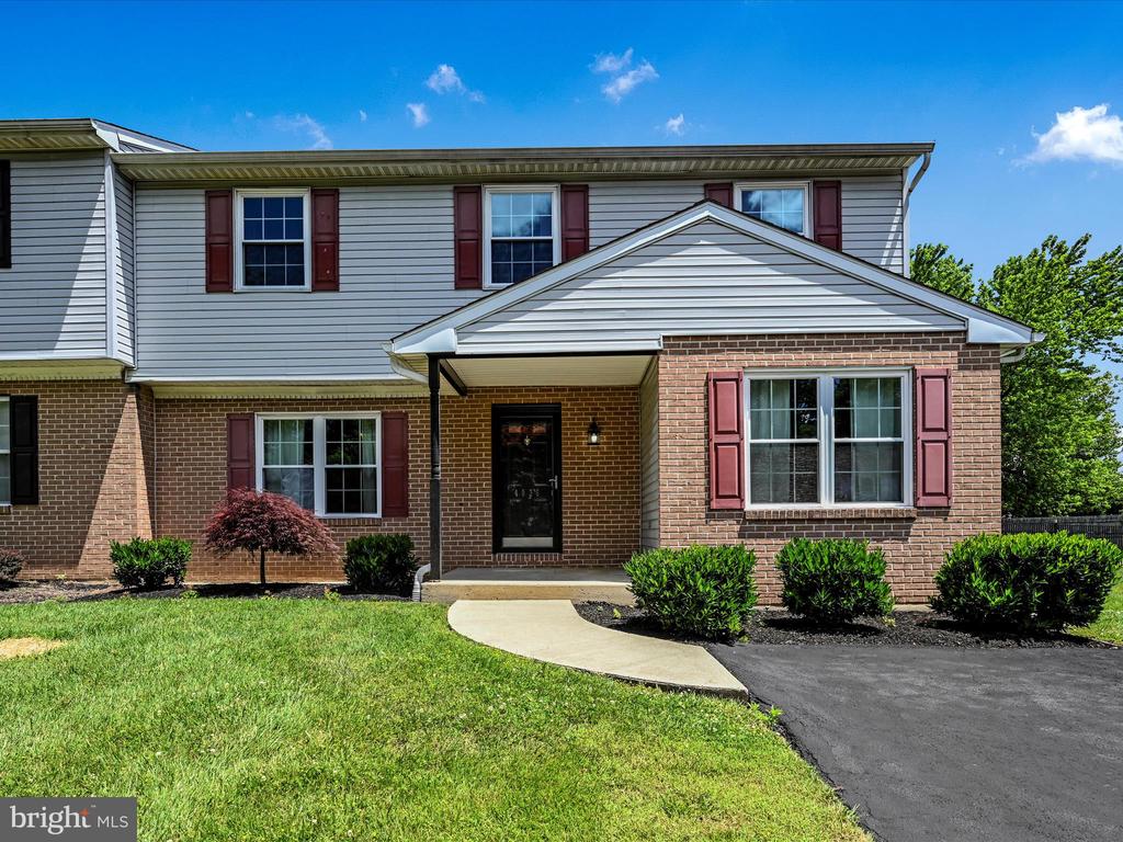 4036 Yorktown Dr