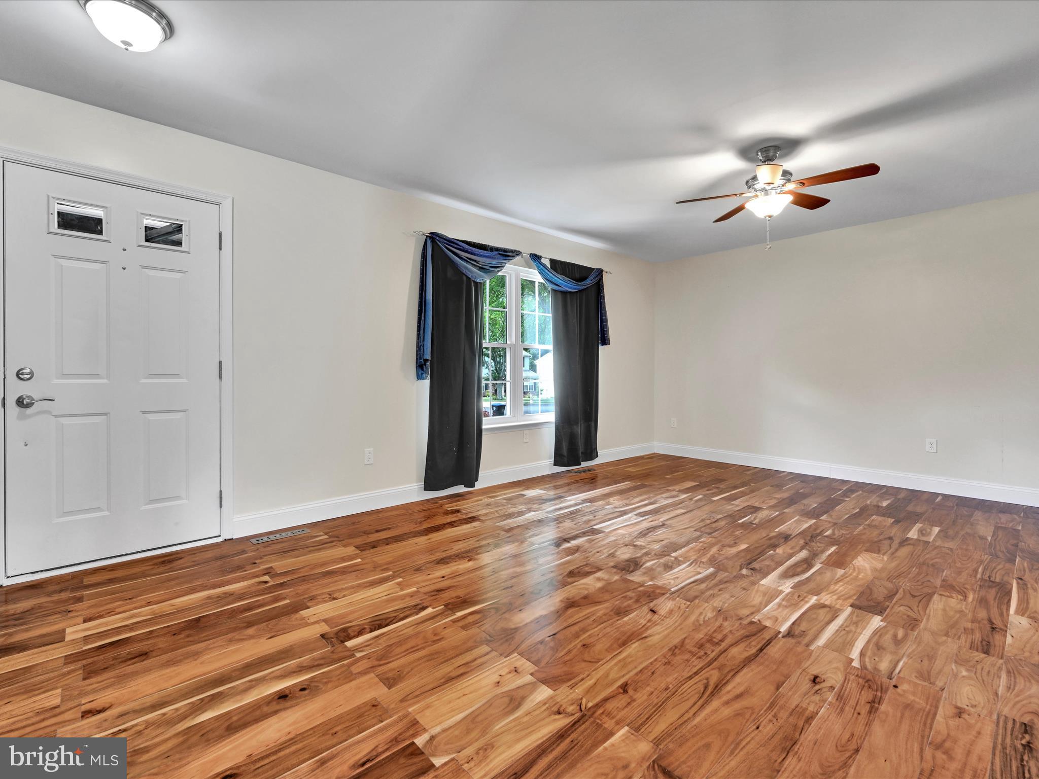 4036 Yorktown Dr