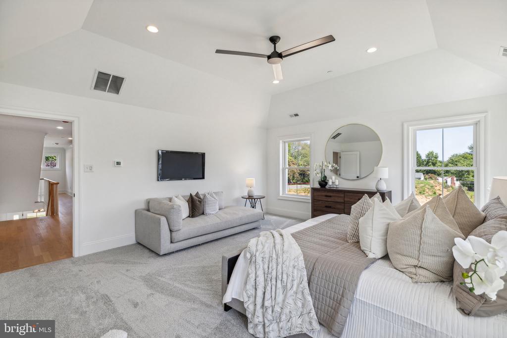 109 Eagle Drive